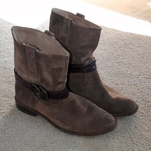 Frye Tan Leather Boots